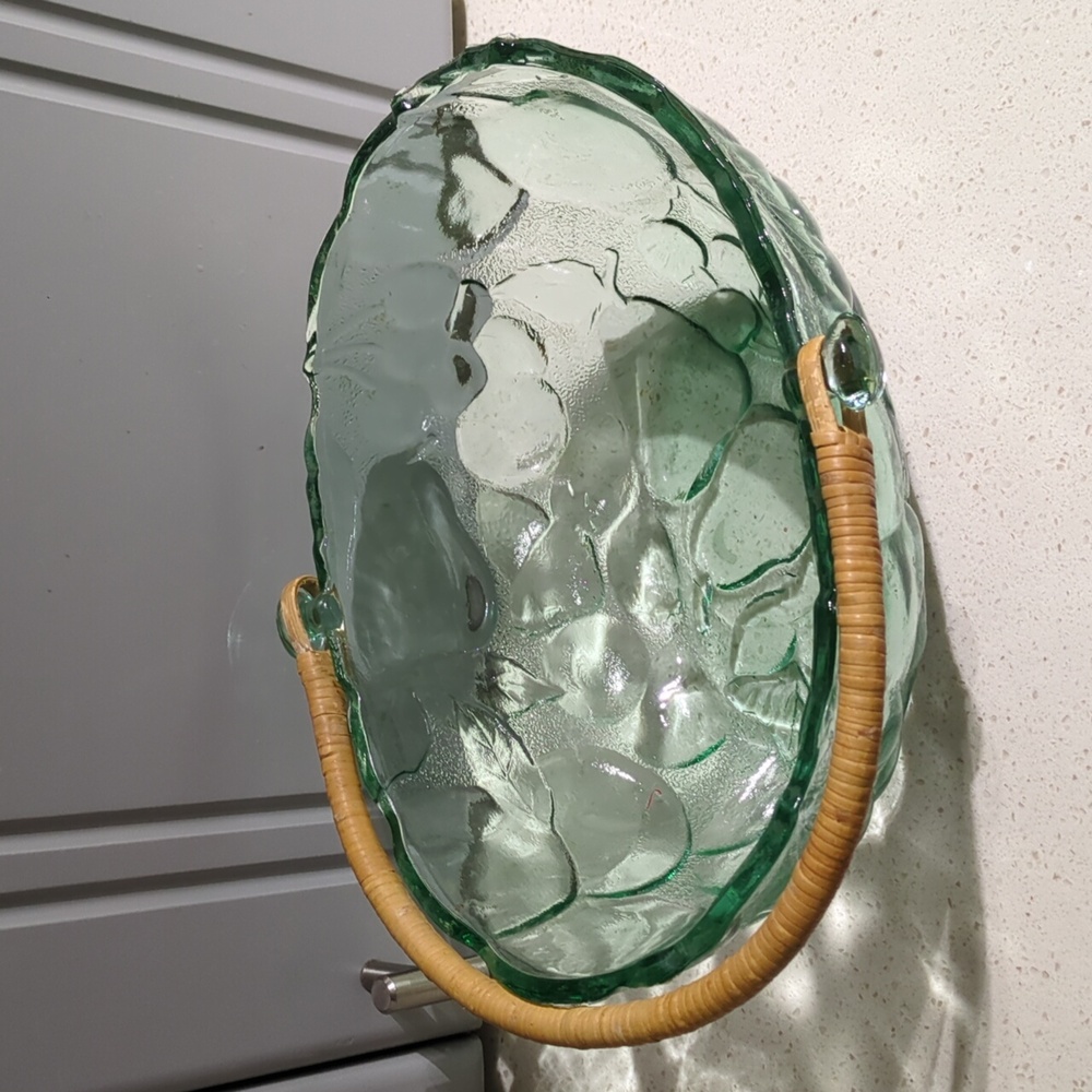 Vintage Libbey glass orchard basket with wooden handle
